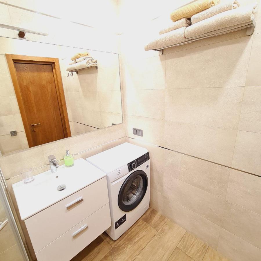 Premieratlant Apartment Днепър Екстериор снимка